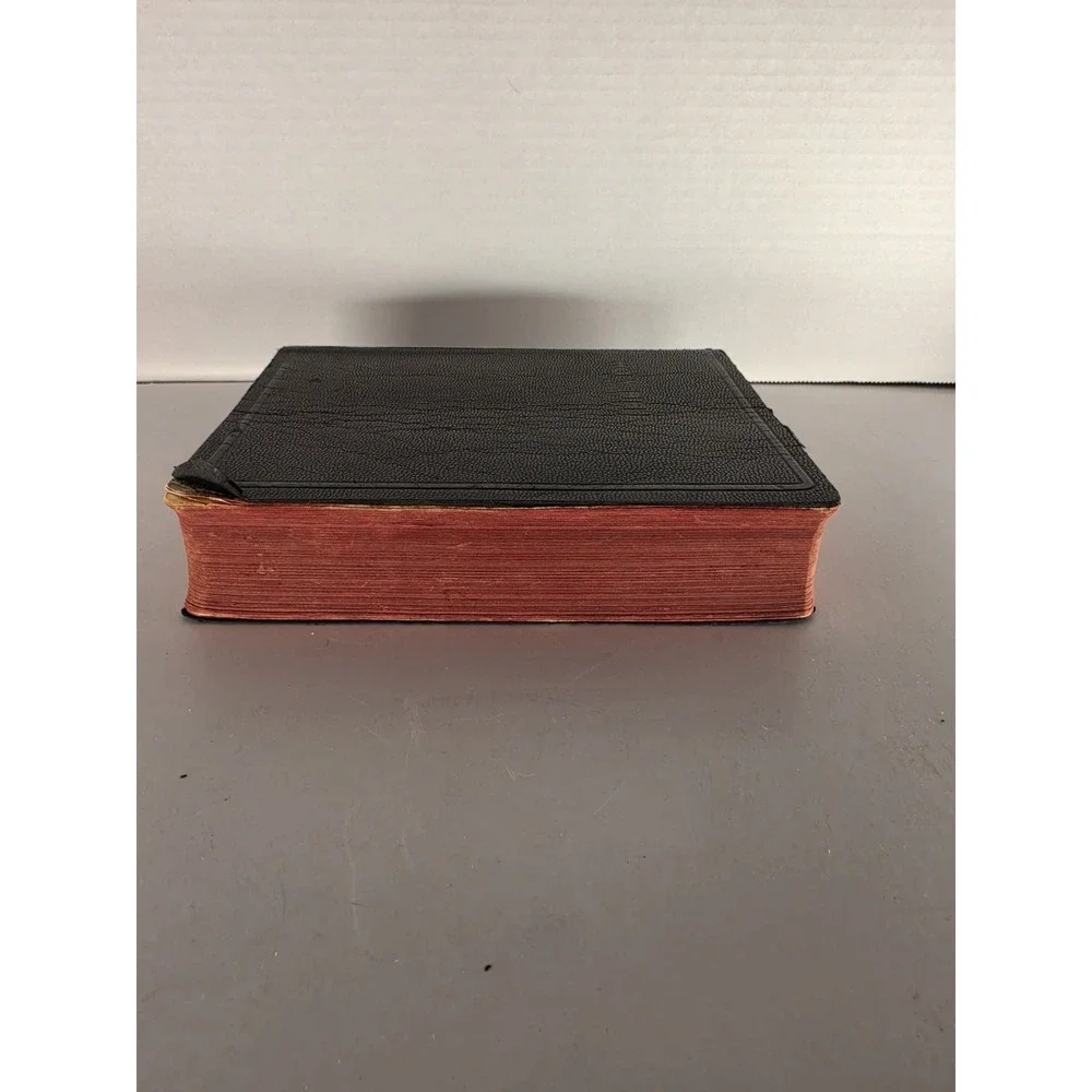 Vintage 1940s Holy Bible KJV Red Letter Concordance World Publishing Red Edge